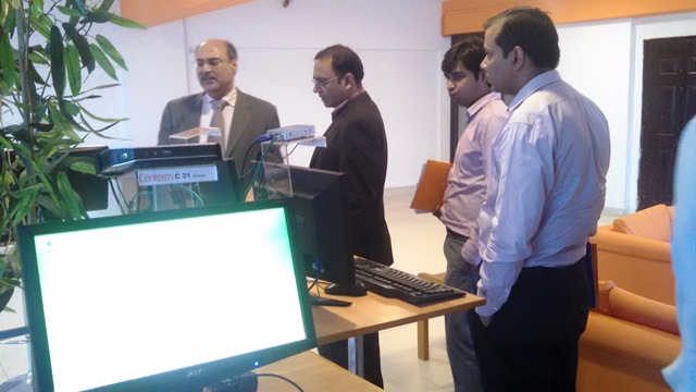 Tameer Bank IT Department members visited the Centerm Display Center