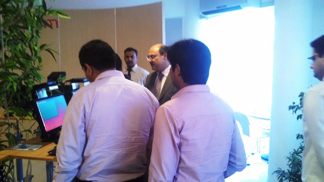 Tameer Bank IT Department members visited the Centerm Display Center